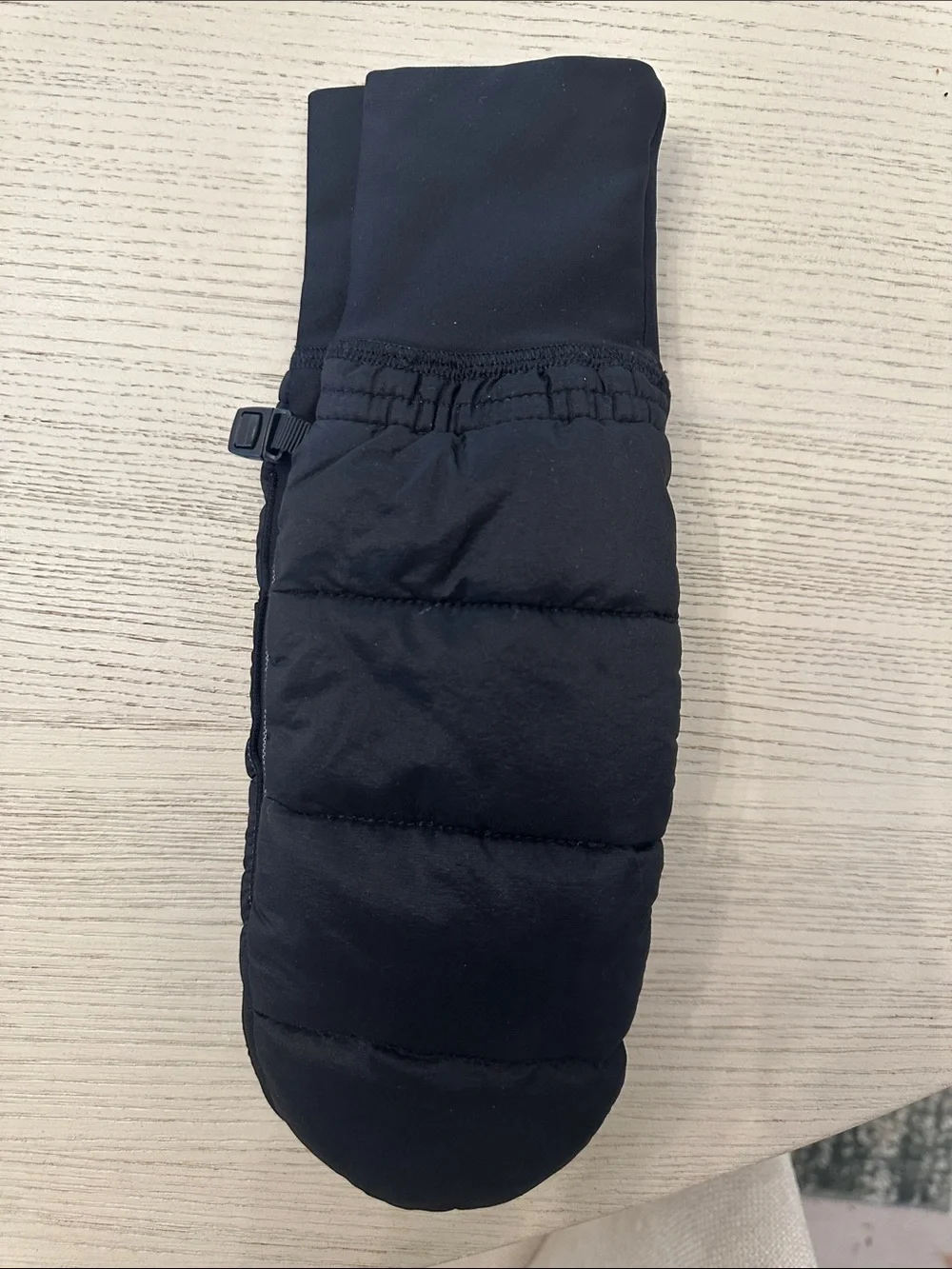 lululemon athletica Black Quilted Mittens